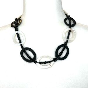Open Oval Shell Disc Necklace with Seed Beads 20”